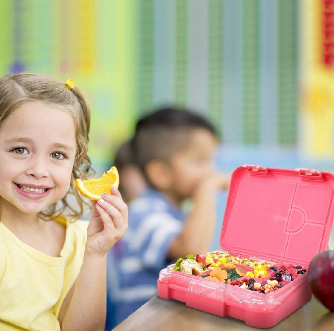 Enormous Berry Lunch Box + Free Cutter And Forks